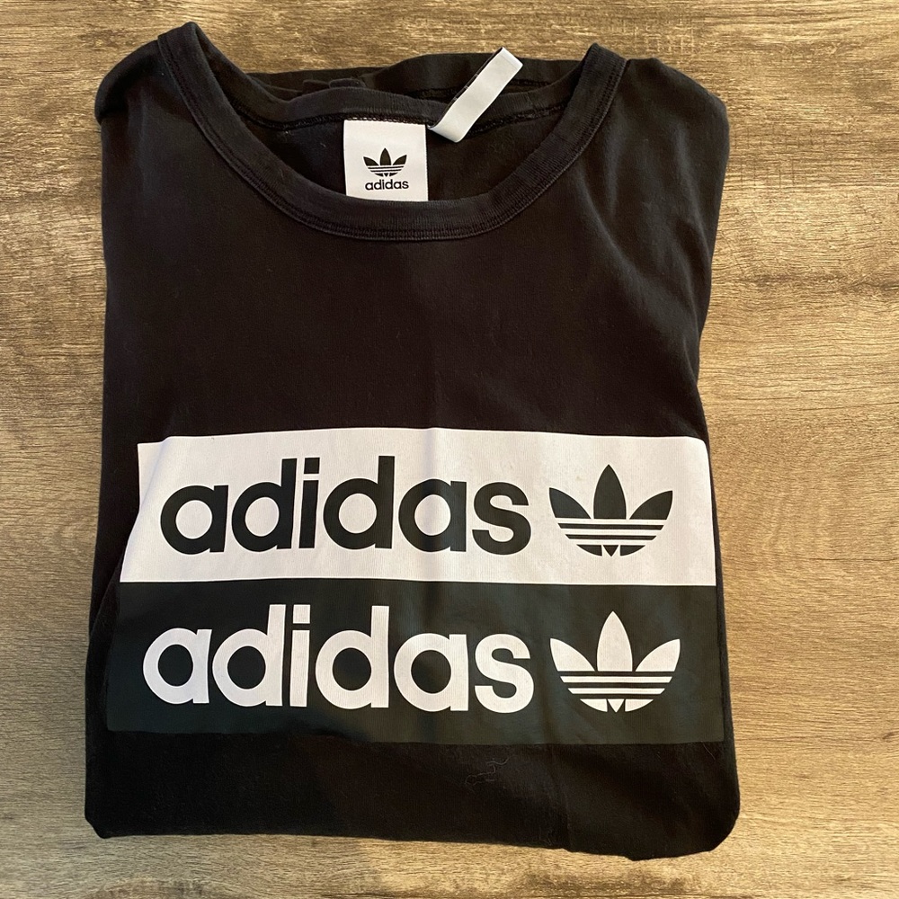 Mens Adidas Tshirt.